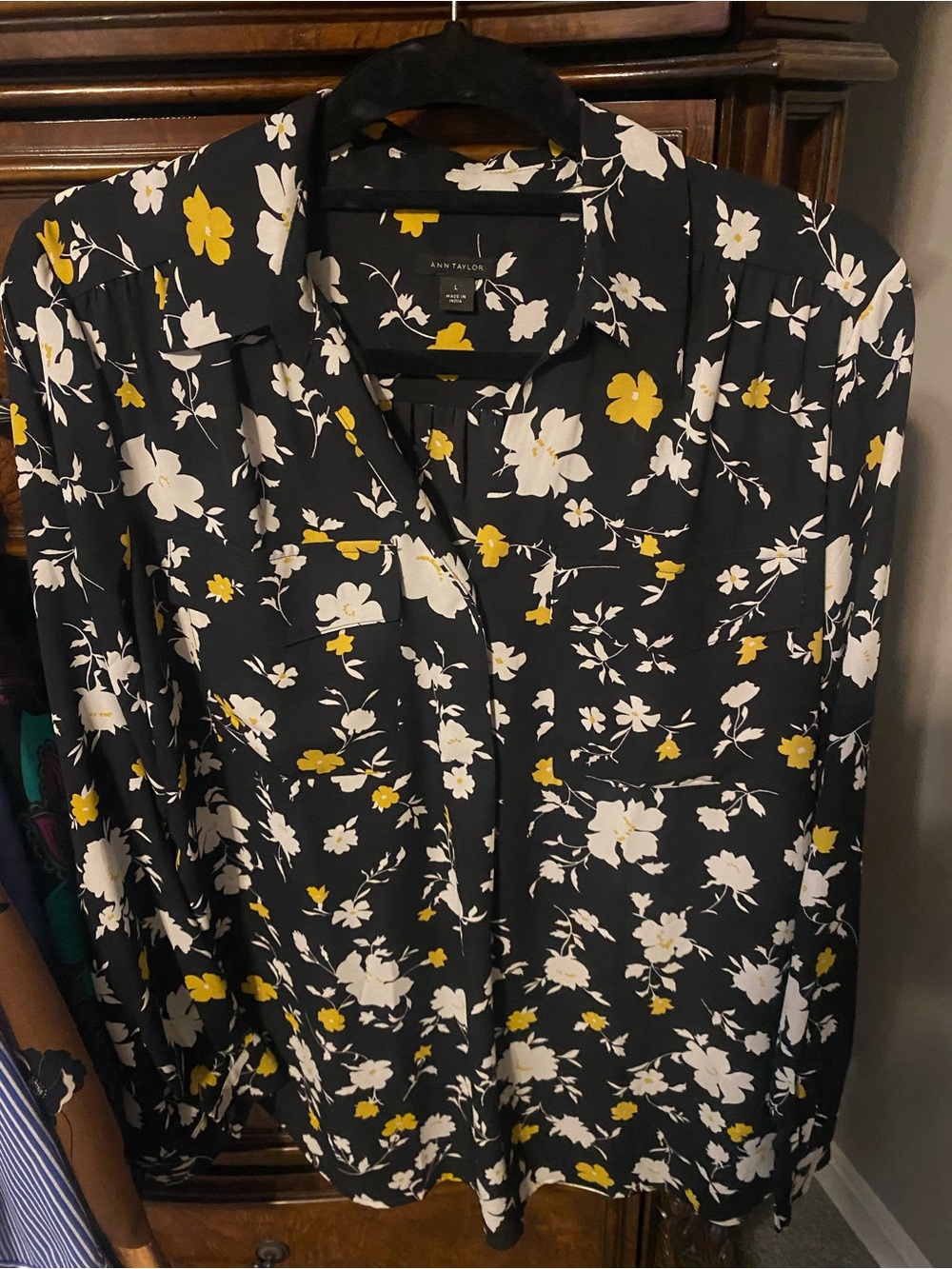 Ann Taylor floral camp popover blouse